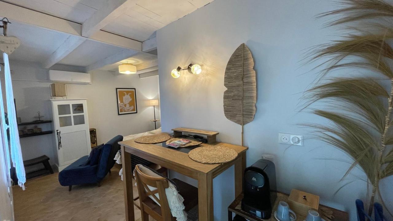 Jolie Annexe Du Mas Dans Le Coeur De La Garrigue Nimoise Villa นีมส์ ภายนอก รูปภาพ